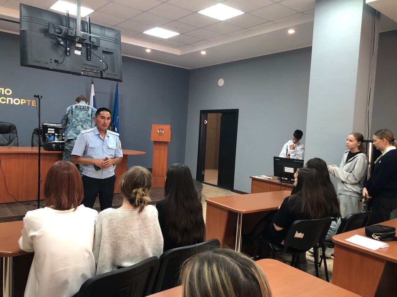 Будущие специалисты по праву знакомятся с деятельностью МВД на транспорте   Будущие специалисты по праву знакомятся с деятельностью МВД на транспорте