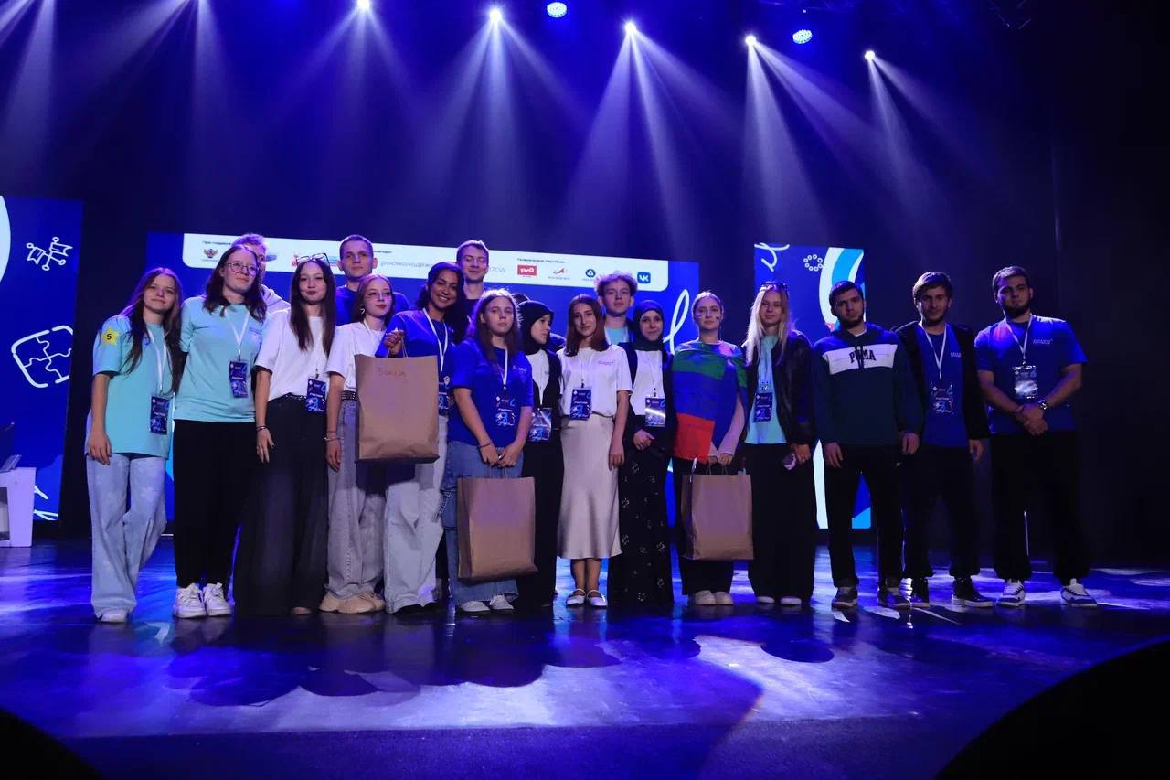 Студенты АГПК приняли участие в полуфинале «Большой перемены» Студенты АГПК приняли участие в полуфинале «Большой перемены»