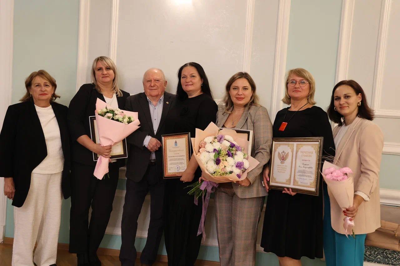 85 лет СПО: торжественный концерт и награды педагогам за вклад в образование 85 лет СПО: торжественный концерт и награды педагогам за вклад в образование