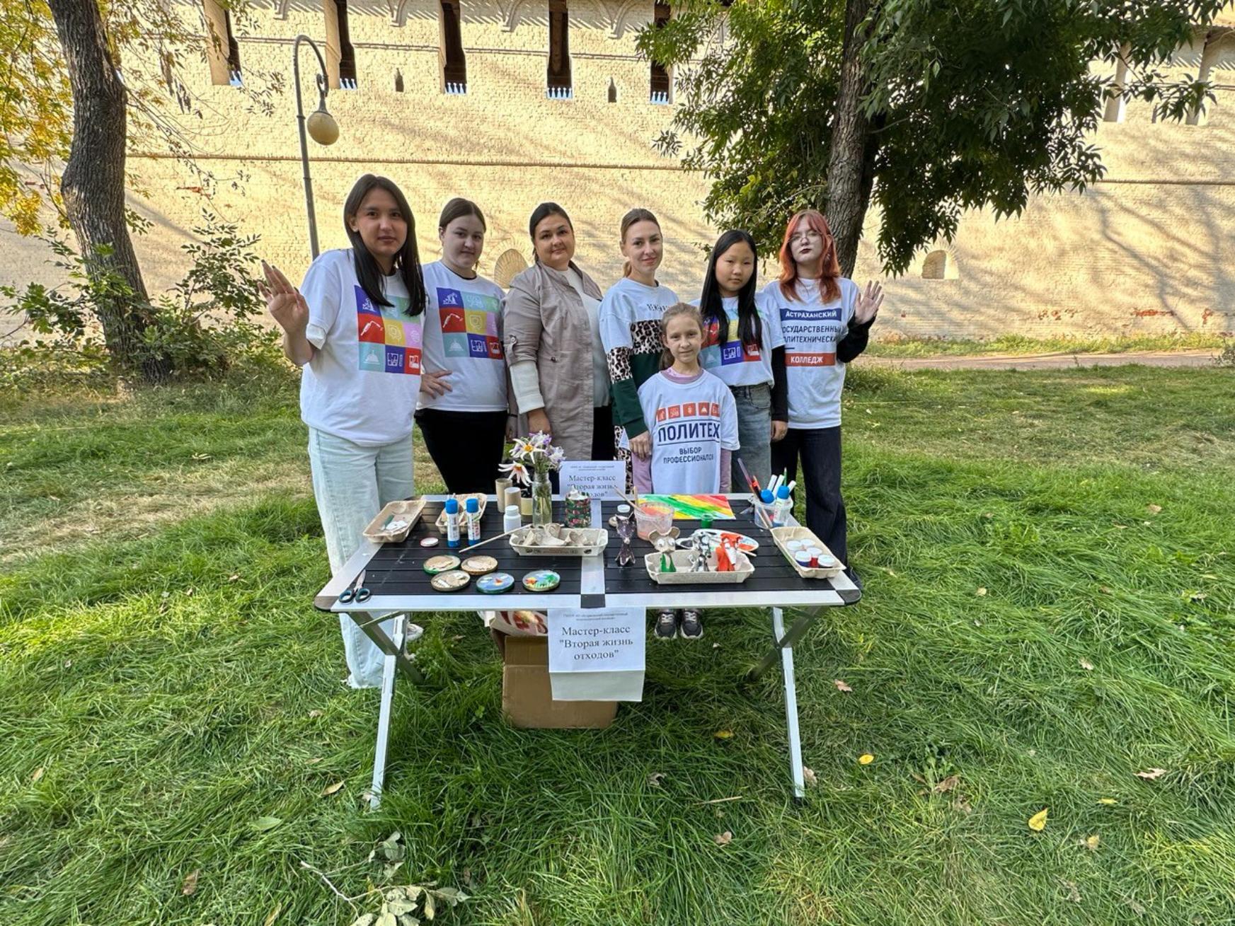 Мы на ЭкоФестивале "Молодые. Зеленые"! Мы на ЭкоФестивале "Молодые. Зеленые"!