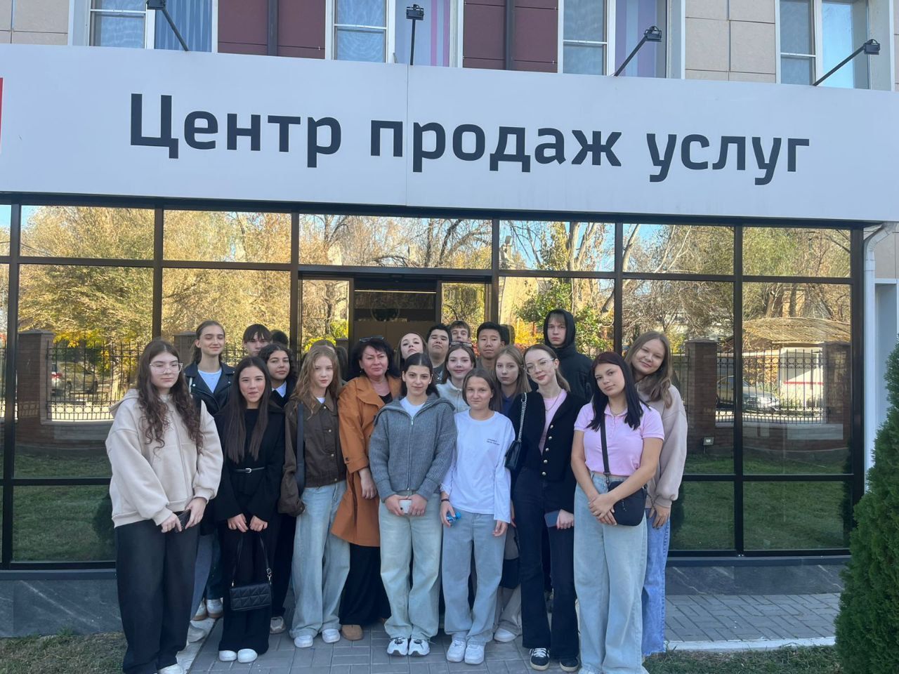 Экскурс в профессию: студенты АГПК познакомились с работой ОАО «РЖД» Экскурс в профессию: студенты АГПК познакомились с работой ОАО «РЖД»