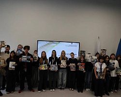 Студенты АГПК открыли «Вселенные Хлебникова»